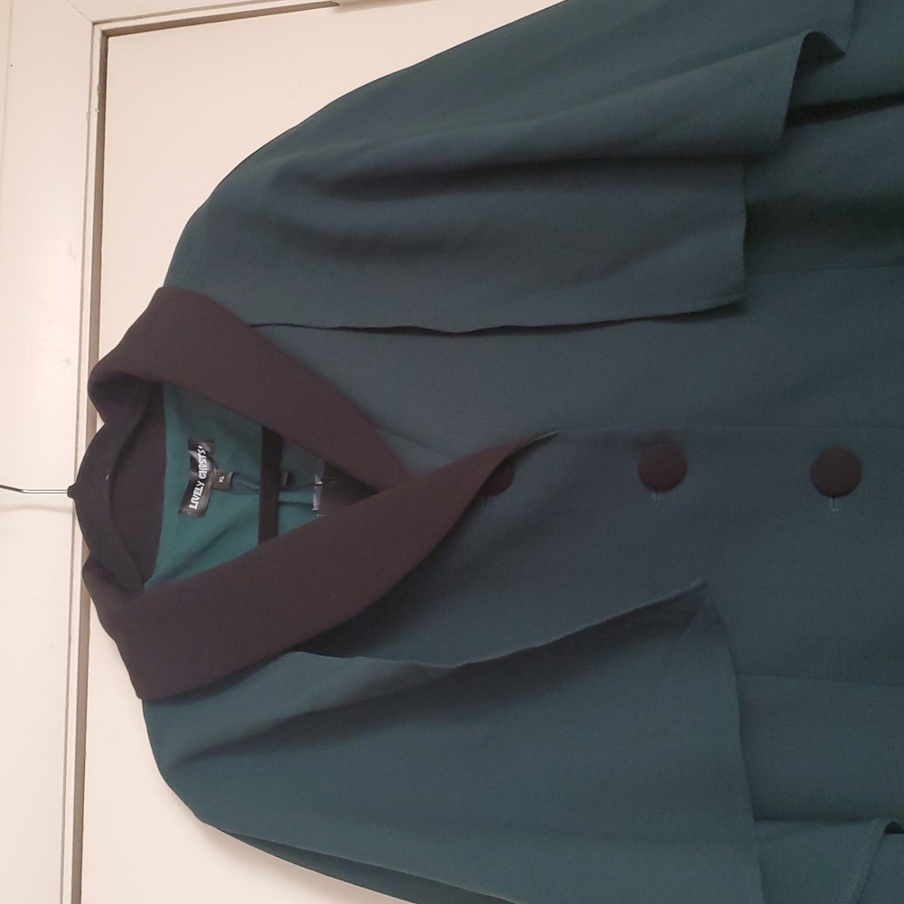 *NWT* Lively Ghosts Hunter Green Cape Coat with Black Collar - Picture 4 of 16